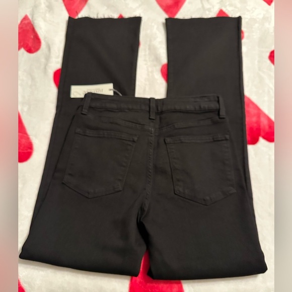 NWT JUST USA
Muriel High Rise Scissor Cut Bootcut Jean - Picture 6 of 13